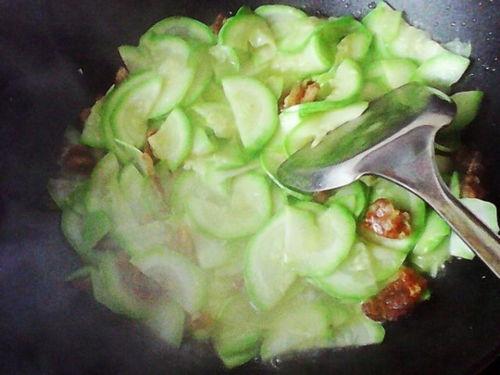 杭州西湖吃瓜事件