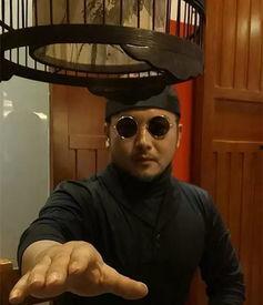 街头采访吃瓜群众,吃瓜群众的麻辣点评