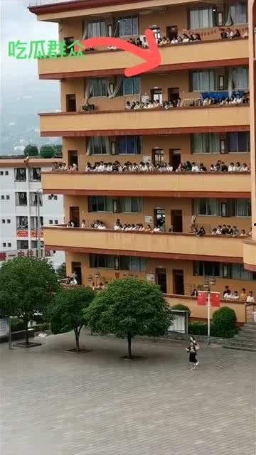 吃瓜最近去学校